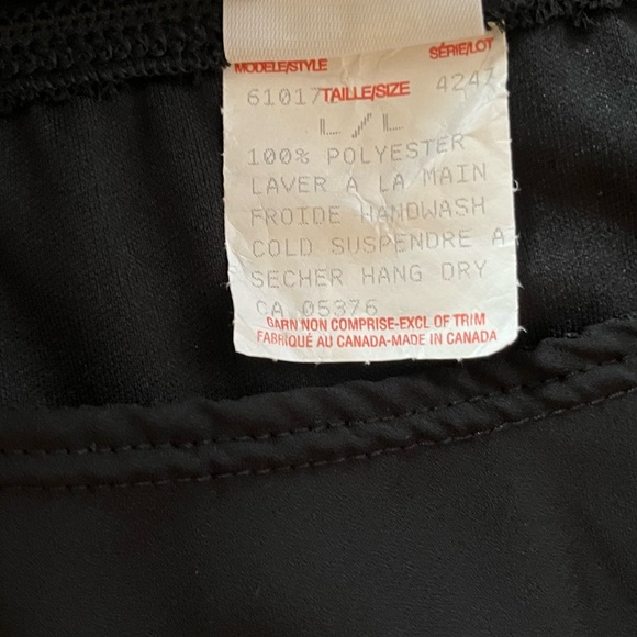 Vintage black mesh midi skirt with asymmetrical ruffle hem - Picture 5 of 5